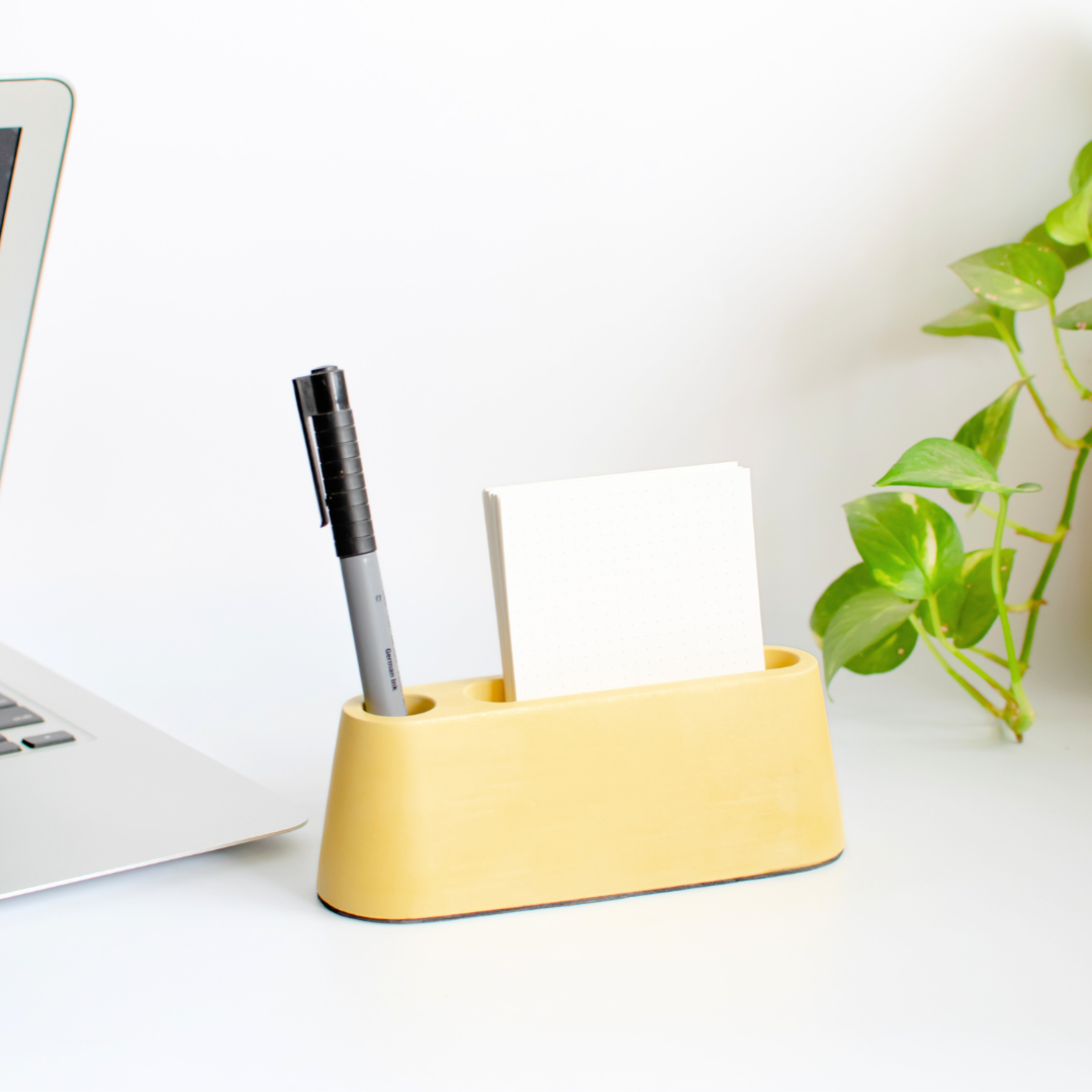Pen and mobile stand small (Yellow)
