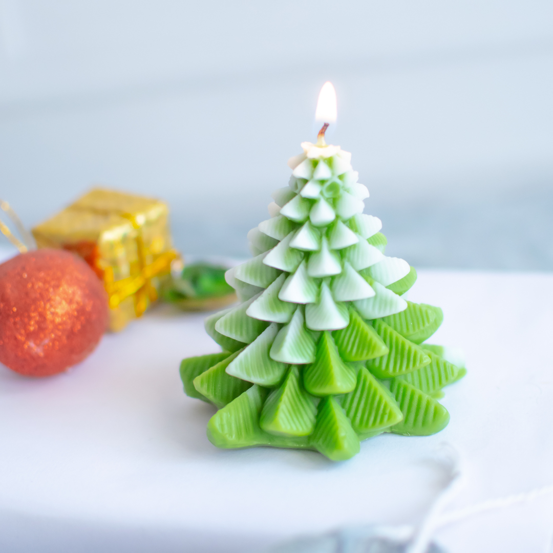 Soy wax Christmas tree candle (Set of 2)