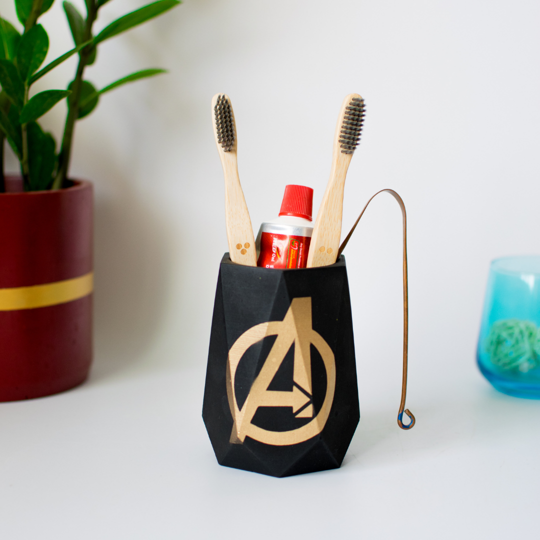 Avenger Theme Pen holder