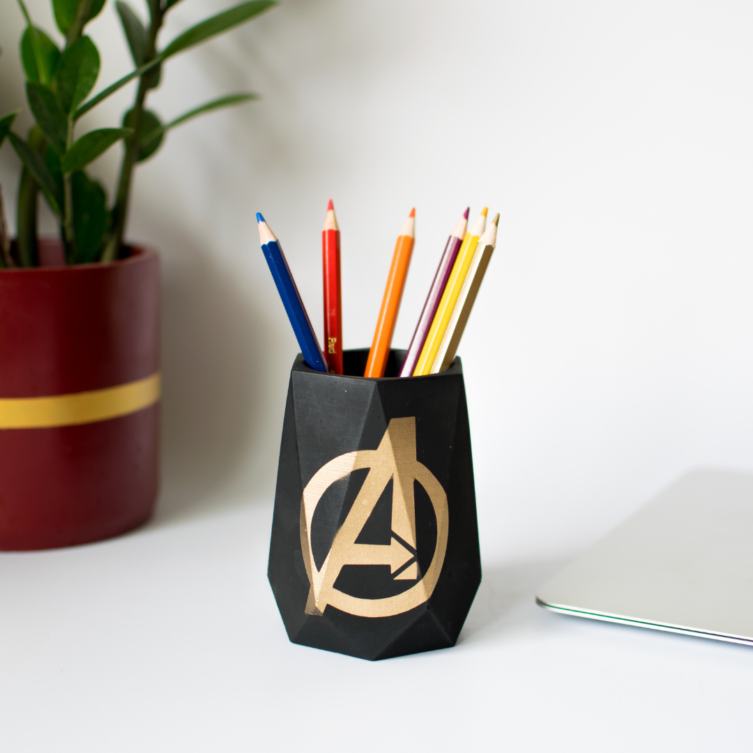 Avenger Theme Pen holder