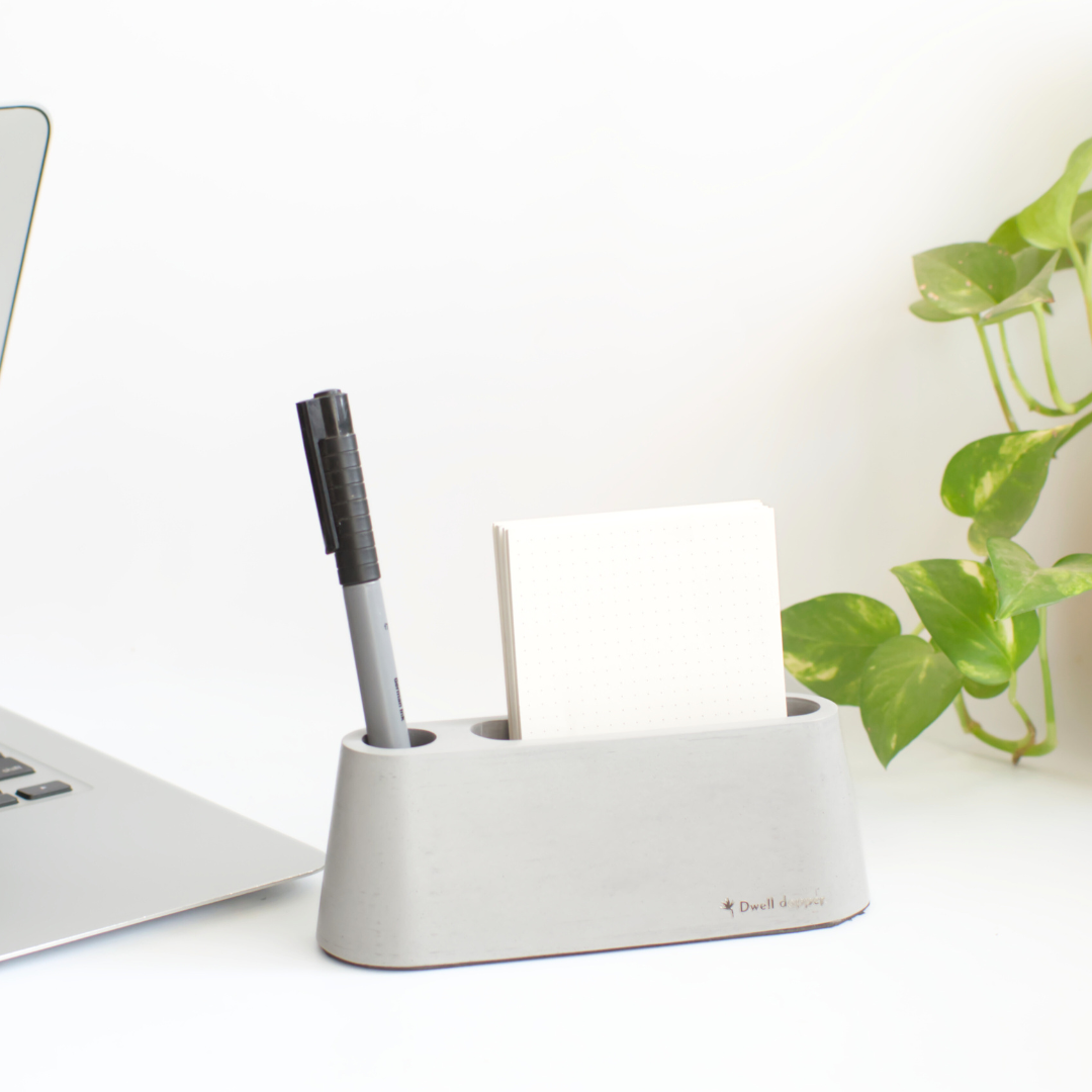 Pen and mobile stand small
