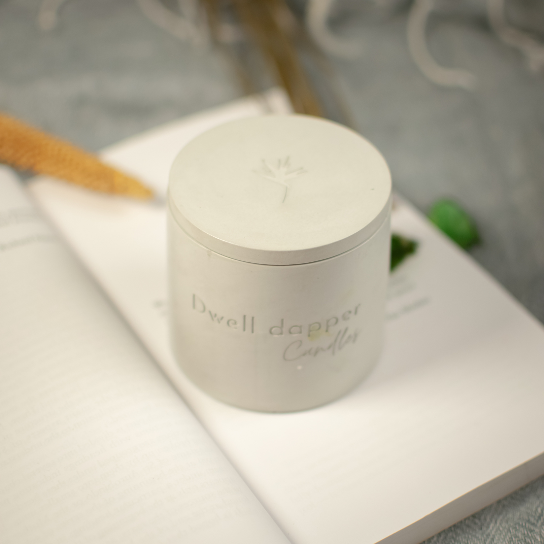 Soy wax candle in concrete jar (Grey)