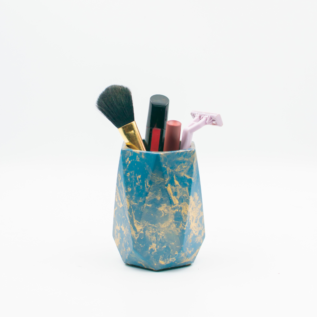 Dwell dapper - Pen holder (Cyan & Golden)