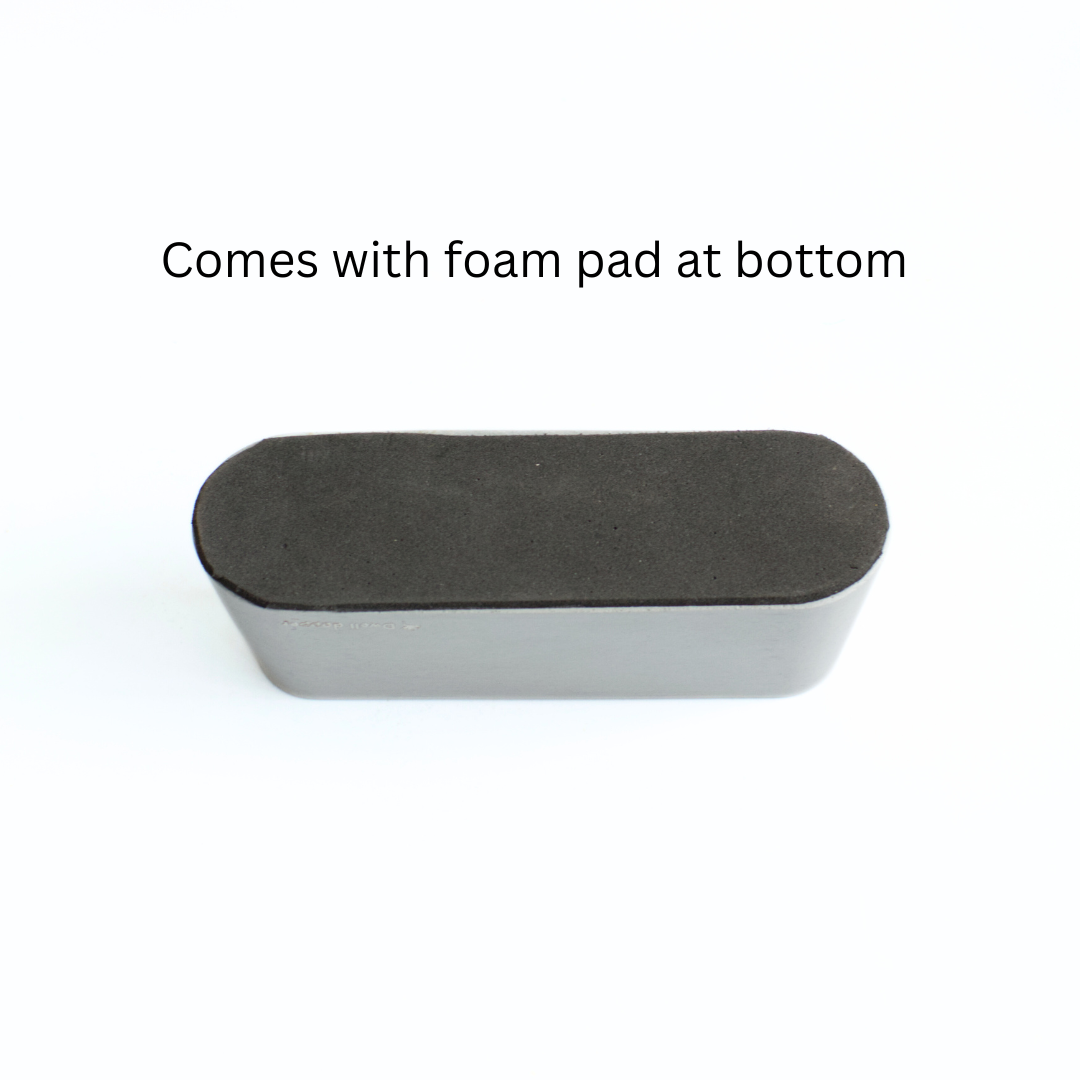 Pen and mobile stand small