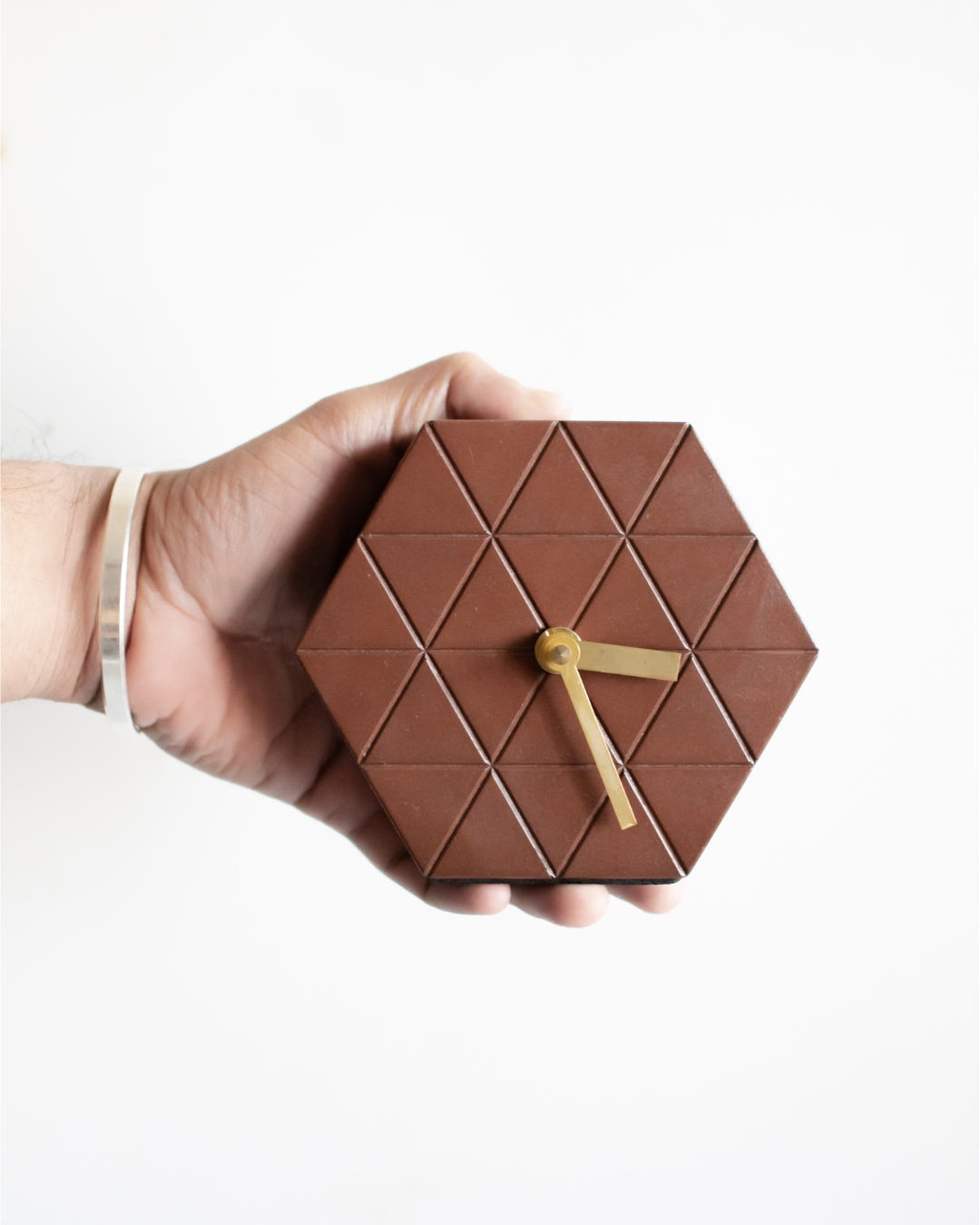 Concrete Hexagonal Desk clock (Brown)